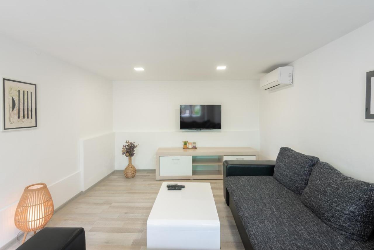 Apartment N&T Pula Luaran gambar