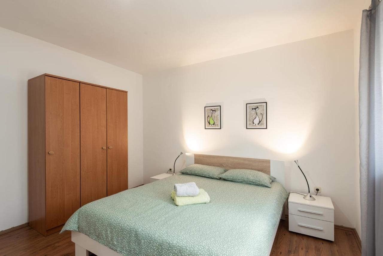 Apartment N&T Pula Luaran gambar