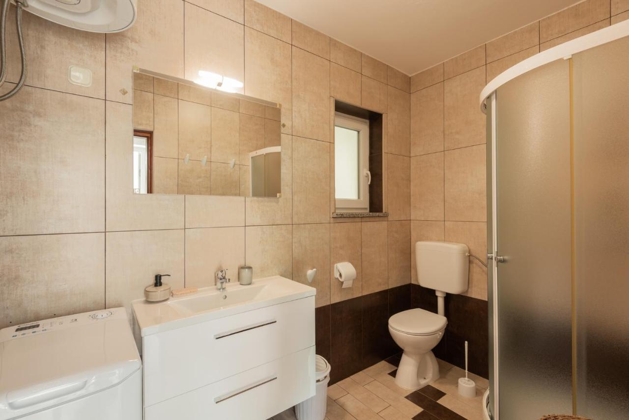 Apartment N&T Pula Luaran gambar